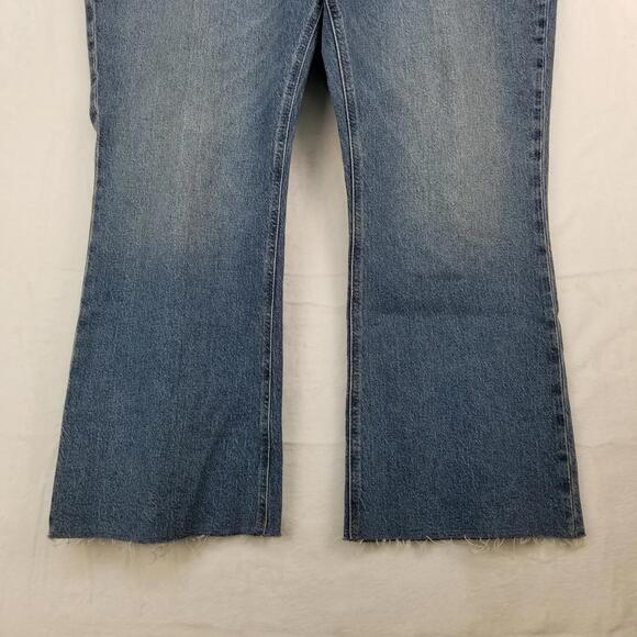 J. Crew 9" Demi‎ Bootcut Crop Jeans 33 High-rise Raw Hem Boot Jean - Picture 4 of 14
